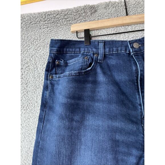 Levi's 502 Jeans Men 38 x 34 All Seasons Tech Dark Wash Straight High Rise Pant - Picture 2 of 15